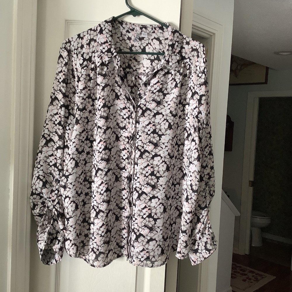 Elle Woman’s Floral Blouse, size 2XL